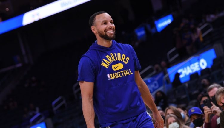 Stephen Curry launches NFT to celebrate record.