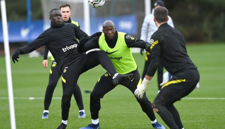 Lukaku apologises and return to training