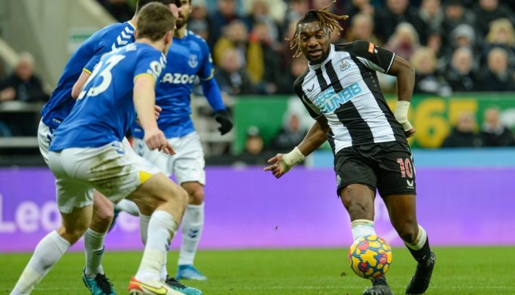 Howe hails ‘magical’ Saint-Maximin in victory over Everton